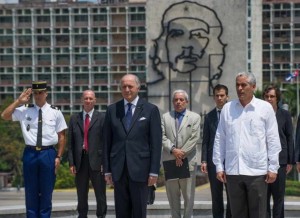 Fabius at wreath-laying ceremony at José Martí memorial. Cuban diplomat at right, in white guayabera, is Gerardo Peñalver Portal, deputy foreign minister.
