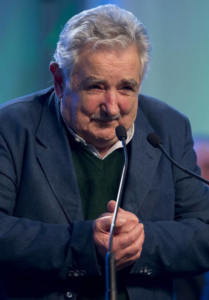 mujica15
