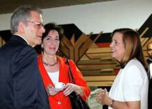 (Left to right) Jeffrey DeLaurentis, Roberta Jacobson and Josefina Vidal.