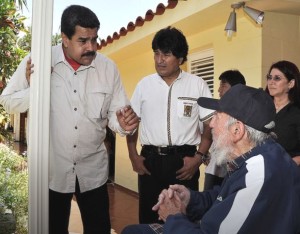 Nicolás Maduro and Evo Morales visiting Fidel Castro. At right is Cilia Flores, Maduro's wife.