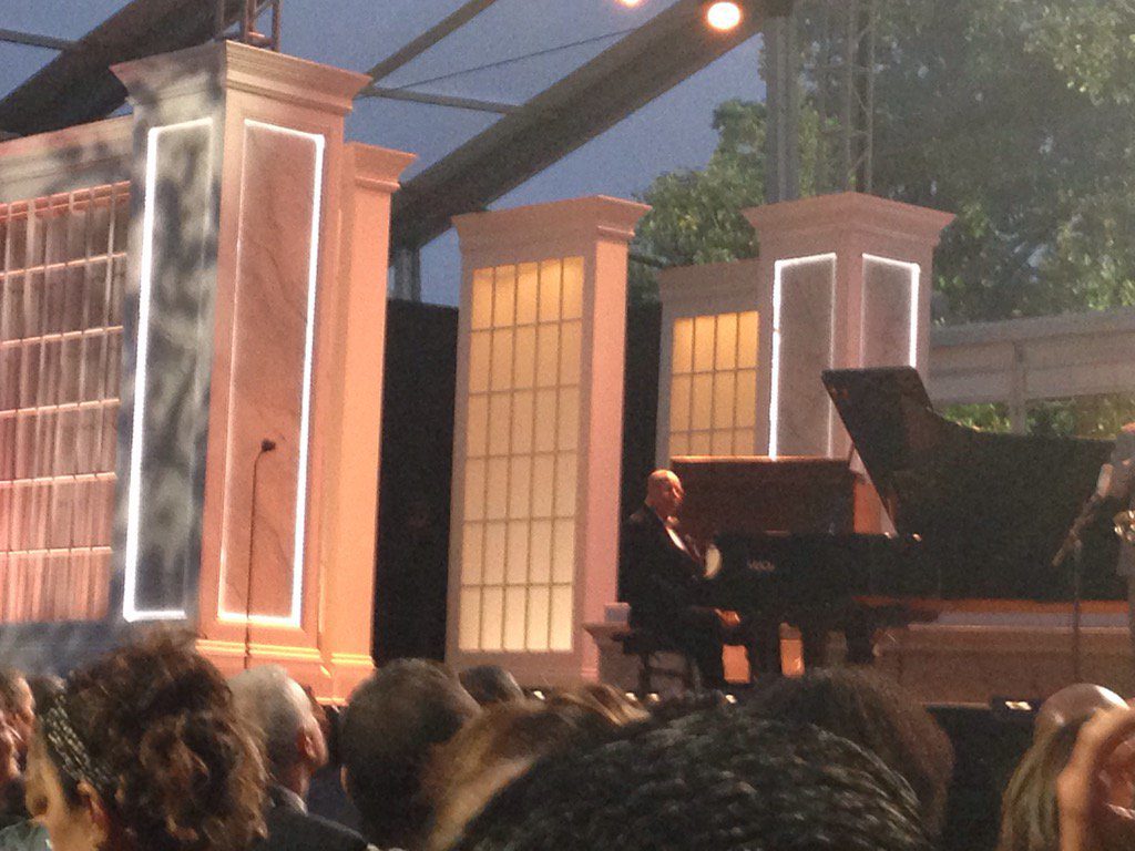 chucho at white house